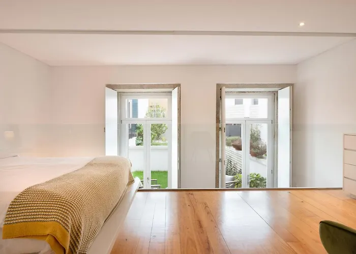 Apartment On - Garden - Pet Friendly