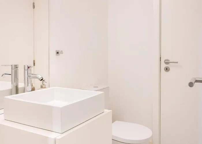 On - Garden - Pet Friendly Apartment