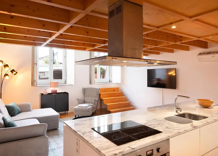 On - Garden - Pet Friendly Apartment *