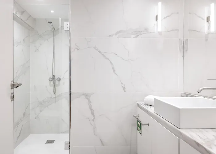 Apartment On - Garden - Pet Friendly *