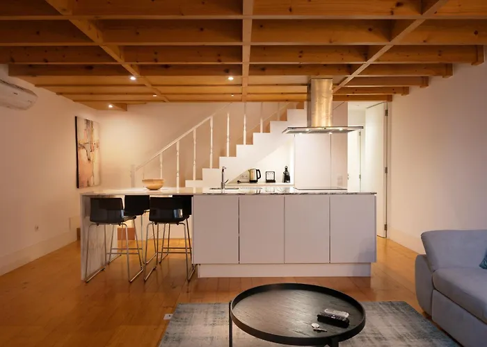 Apartment On - Garden - Pet Friendly *