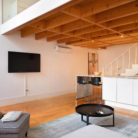 Near Garden Apartment