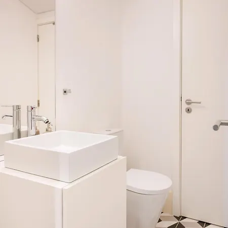 Near Garden Apartment