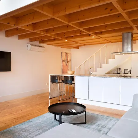 Apartment Near Garden *