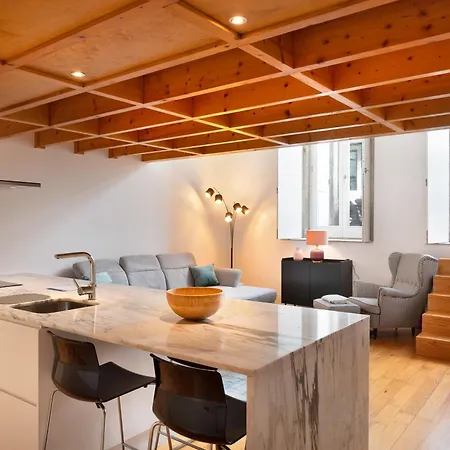 On - Garden - Pet Friendly Apartment *