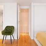 On - Garden - Pet Friendly